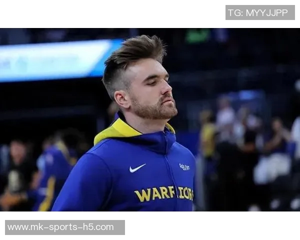 温情瞬间斯潘塞兄弟对决引发勇士灰熊球员教练球迷共鸣欢笑