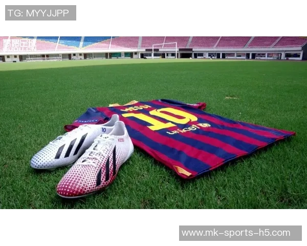 阿迪达斯全新梅西F50签名战靴将于明年四月发布橙金渐变色设计引关注