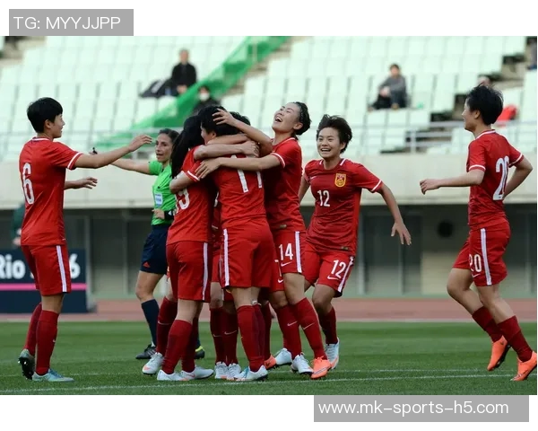 广东女足客场小胜中国香港女足成功夺冠喜迎第七届女子省港杯桂冠