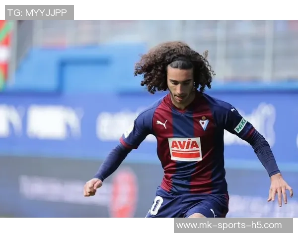 库库雷利亚回忆童年梦想赛前聆听欧冠主题曲激动人心 库库雷利亚回忆童年梦想赛前聆听欧冠主题曲激动人心