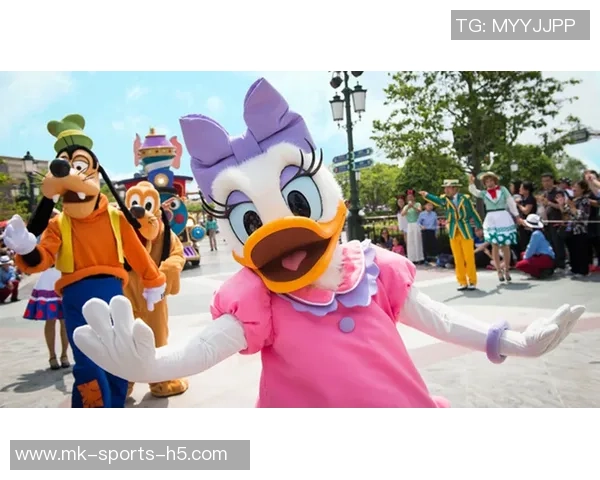 米奇赞卡斯尔表现出色展现极强侵略性打球风格令人惊叹称其为现象级表现 米奇赞卡斯尔表现出色展现极强侵略性打球风格令人惊叹称其为现象级表现